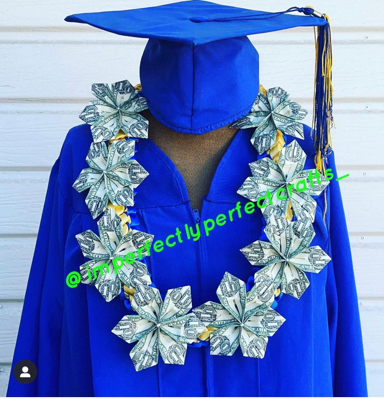 Graduation / Promotion Lei with money flowers - Option 8