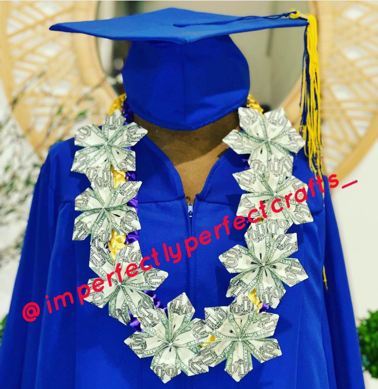 Graduation / Promotion Lei with money flowers - Option 8